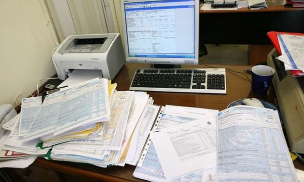 Είσόδημα 12.000;Last year