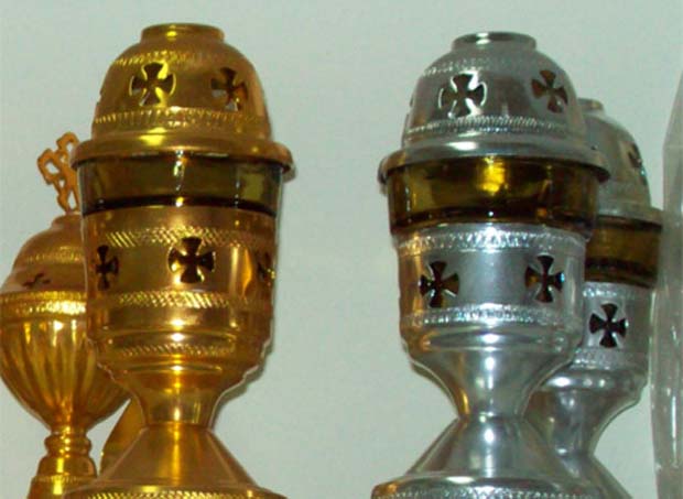 Δεν άφησαν καντήλι