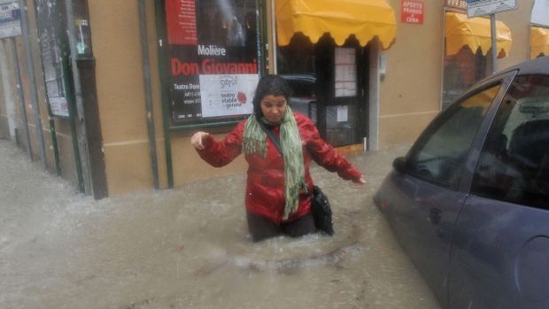 Στο σκοτάδι 22.000 σπίτια