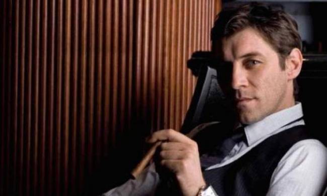 Κάποιος να μας προσέχει;