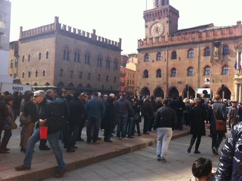 Τώρα-Σε λαϊκό προσκύνημα ο Lucio Dalla