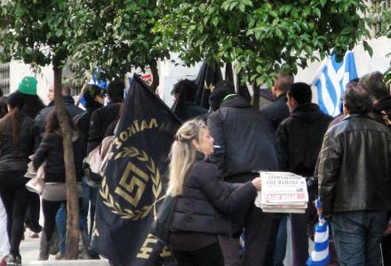 Tώρα-Ενταση στην Πάτρα με τη Χρυσή Αυγή