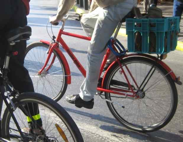 Έγινε η ζωή τους… ποδήλατο