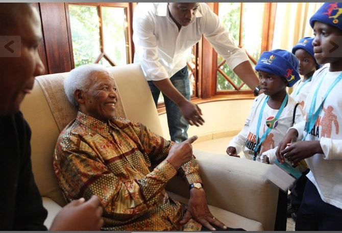 Ο Νέλσον Μαντέλα στο Ίντερνετ