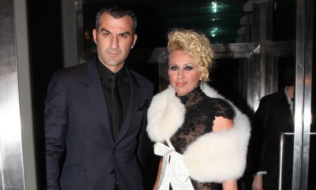 Ένα παιδάκι για την Γωγώ;