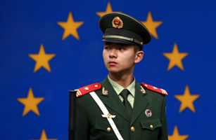 Λιγότερη εξουσία για την αστυνομία