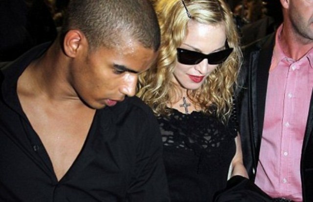 Πάει για γάμο η Madonna;