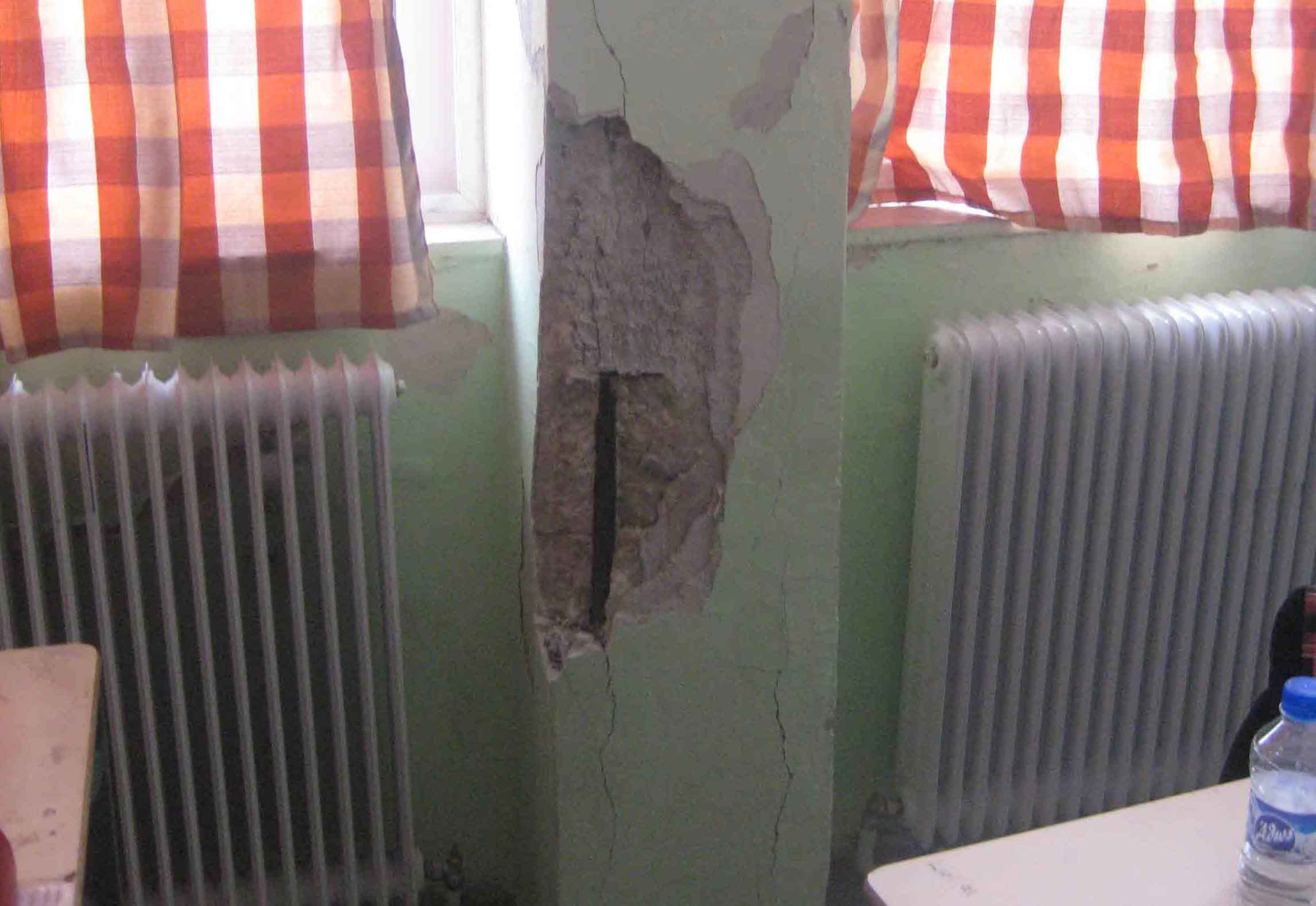 Επικίνδυνο το Λύκειο Φερών