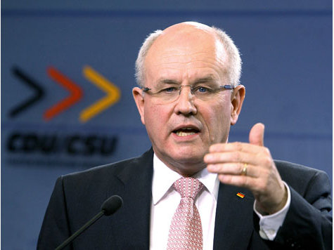 “Δεν πρέπει να φύγετε από το ευρώ”