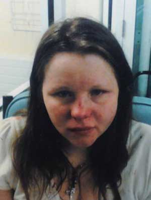 Έδειρε και δάγκωσε τη γυναίκα του