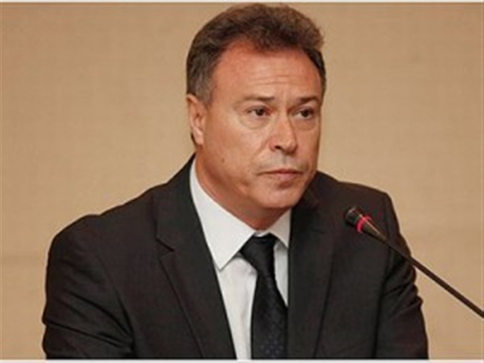 “Παρελάστε …ειρηνικά”