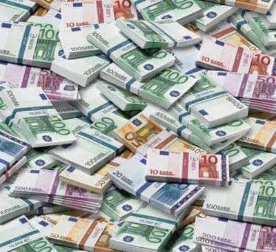 Έδωσε φακελάκι 120.000 ευρώ