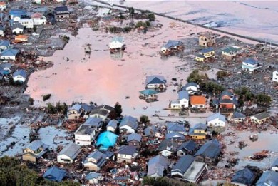 Ενας χρόνος από το φονικό τσουνάμι