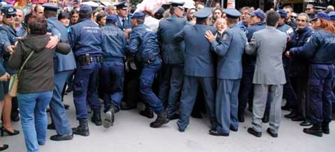 Ένταση σε Καλαμάτα και Κόρινθο