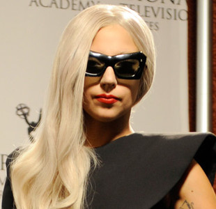 Δείτε τη μαμά της Gaga!