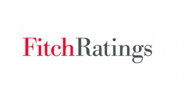 Η Fitch απειλεί τη Ρωσία