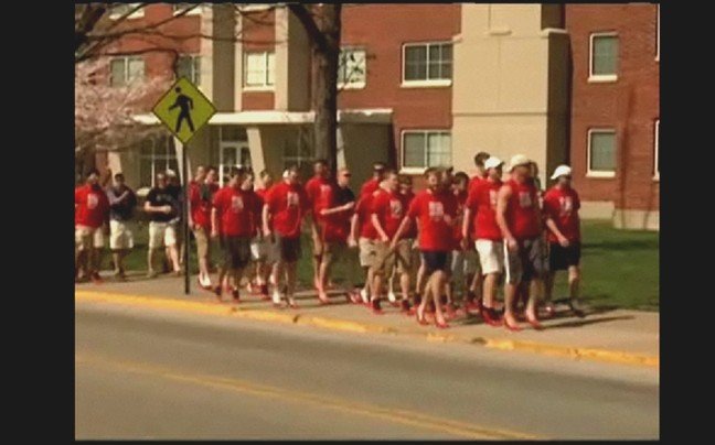 Διαμαρτυρία με… ψηλοτάκουνα