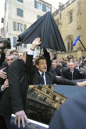 Νικολά έφαγες το αβγό σου;