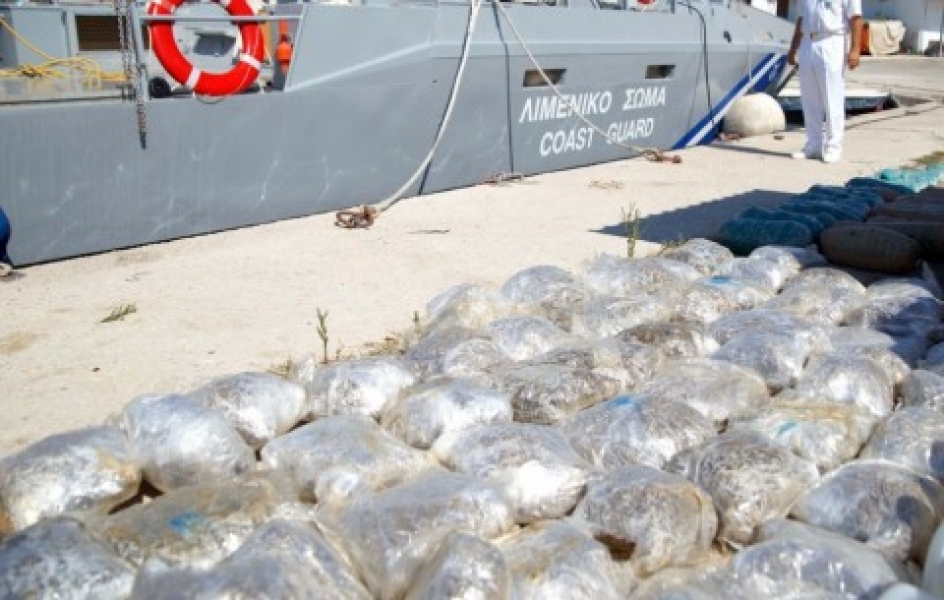 Και πολύ έμεινε έξω