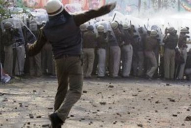 Νεκροί 15 αστυνομικοί