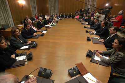 Τώρα-Πολιτικό Συμβούλιο στο ΠΑΣΟΚ