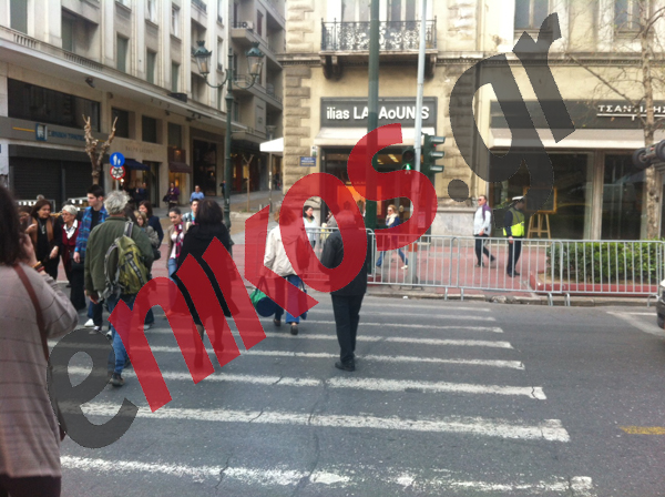 Τώρα-Κάγκελα στη Βουκουρεστίου