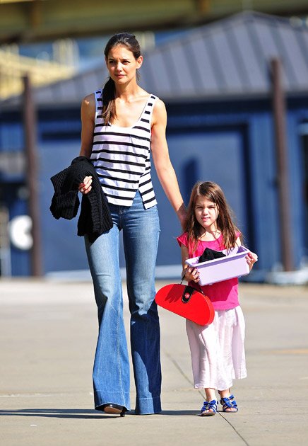 Πώς έβγαλες έτσι το παιδί έξω;