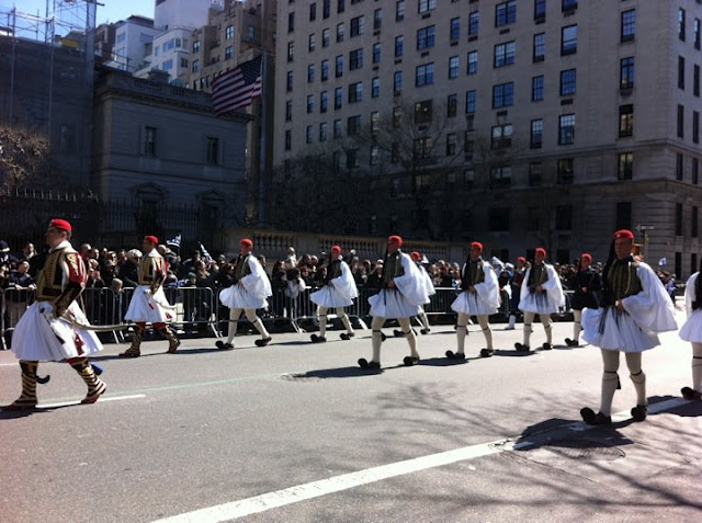 Οι Έλληνες στην 5η Λεωφόρο