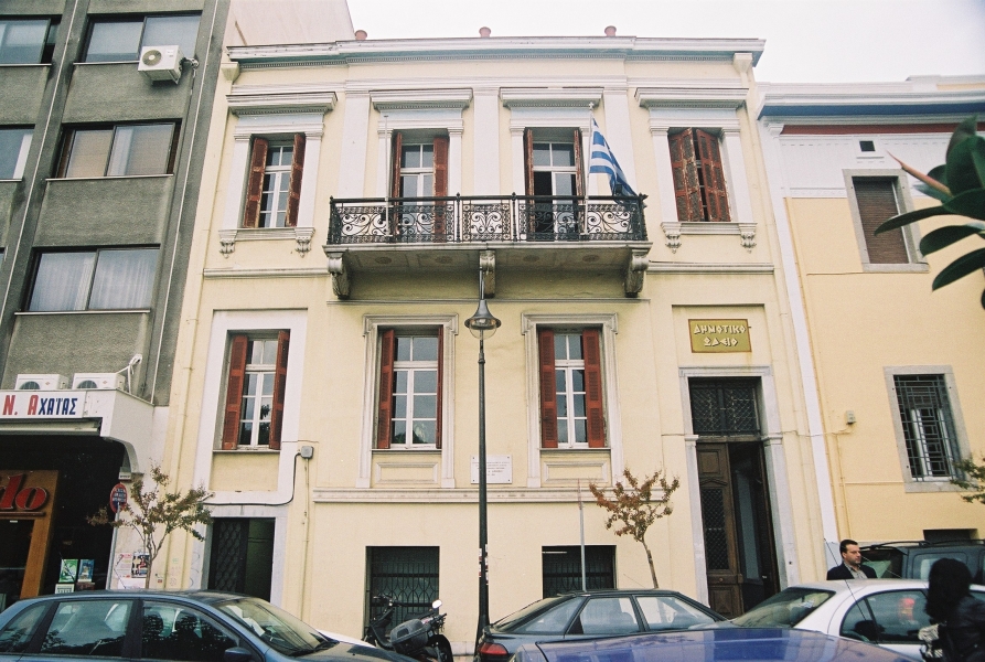 Έκλεβαν μετά μουσικής