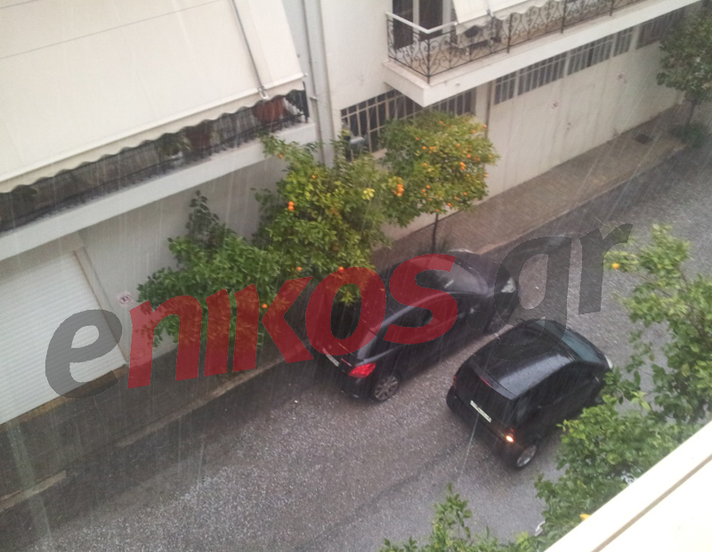 Τώρα- Χαλάζι στο Περιστέρι