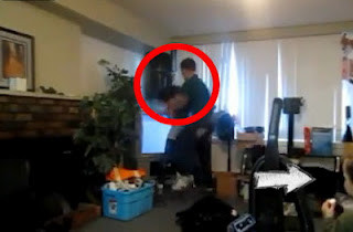 Τη χτυπούσε μπροστά στα παιδιά τους