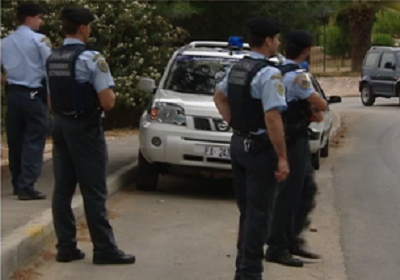 Χολιγουντιανή ληστεία σε ΕΛΤΑ