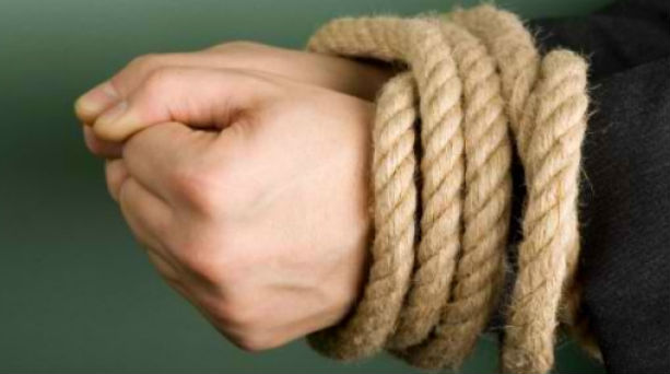 Απαγωγή πρόξενου