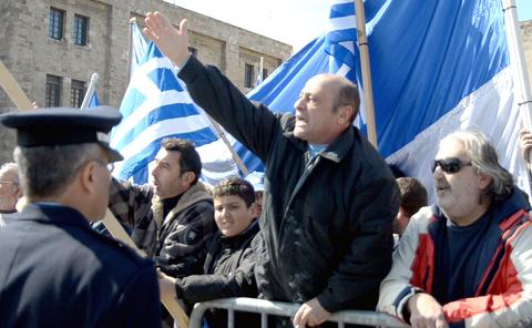Οι “επίσημοι”φοβούνται επεισόδια