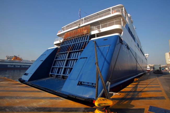 Φορτώνει, θα σαλπάρει όμως;