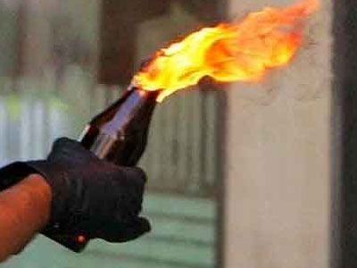 Μολότοφ στην πρεσβεία της ΠΓΔΜ