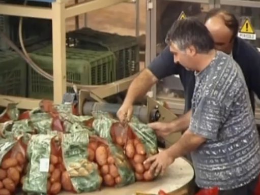 Μεγαλώνει το “κίνημα χωρίς μεσάζοντες”