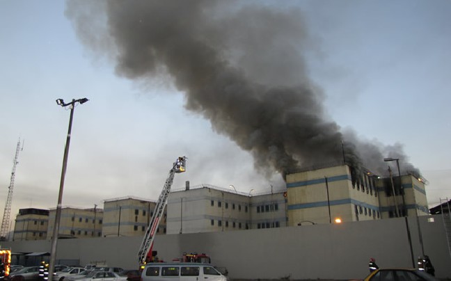 Κάηκαν ζωντανοί στη φυλακή