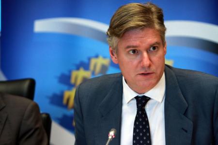 Καλά τα λες, αλλά ποιος σε ακούει