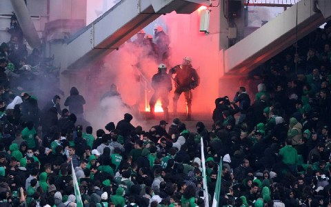 Έξι ώρες υλικό καφρίλας!