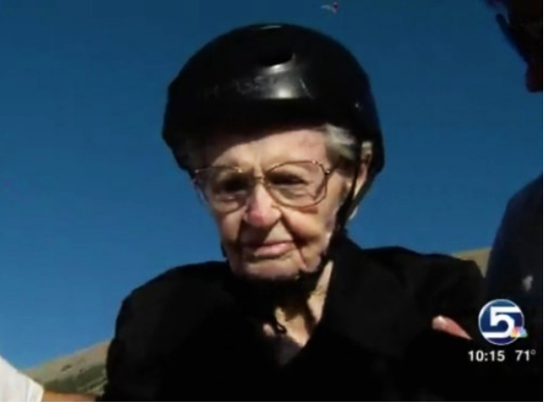 Σούπερ γιαγιά 101 ετών στο Γκίνες