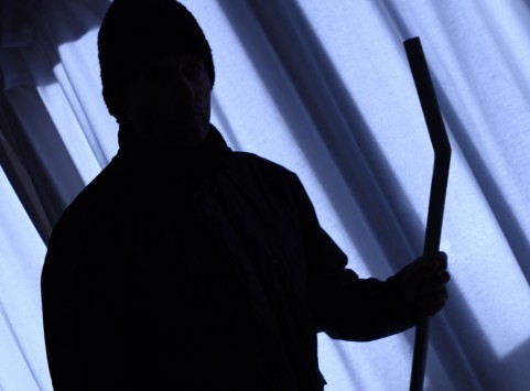 Του πήραν και το αυτοκίνητο!