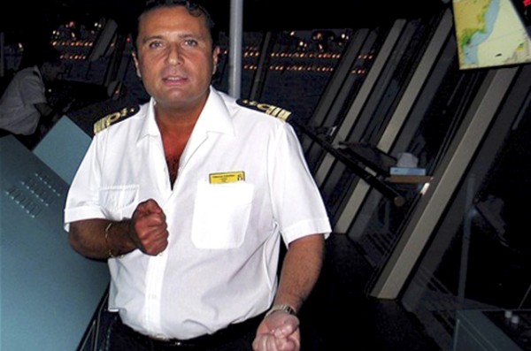 Ξέρει από ναυάγια!