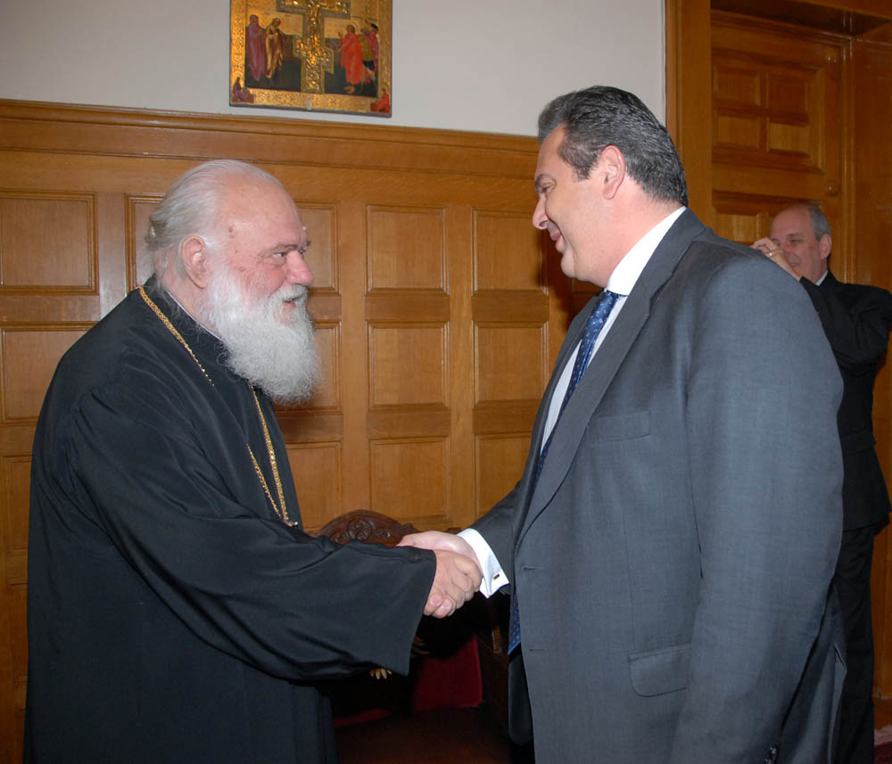 Επίσκεψη Καμμένου στον Ιερώνυμο