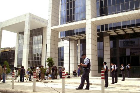 Τηλεφώνημα για βόμβα στο εφετείο