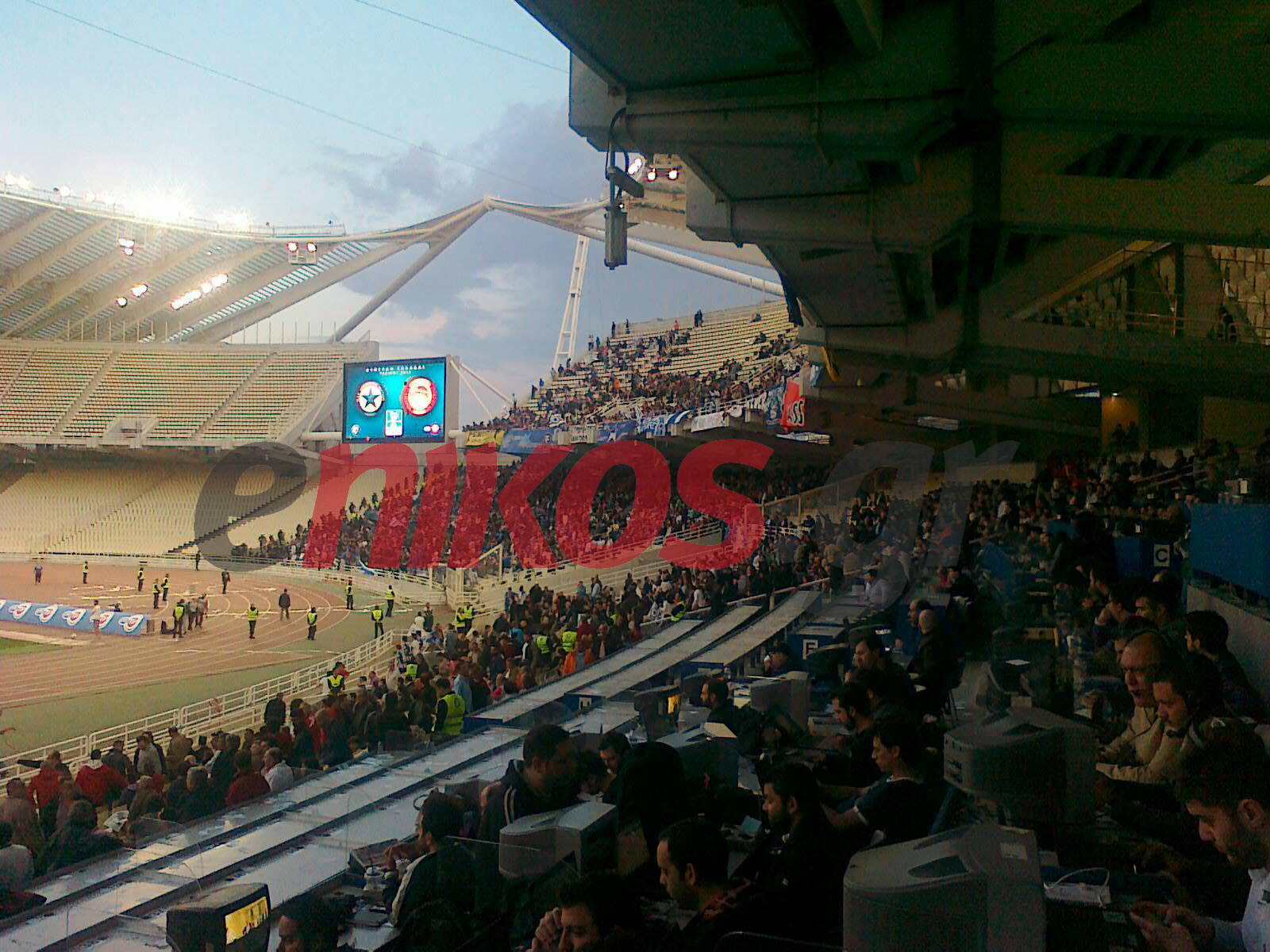 Τώρα- Στις κερκίδες του ΟΑΚΑ