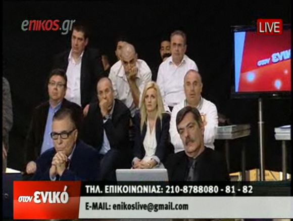 Ρωτούν οι θεατές