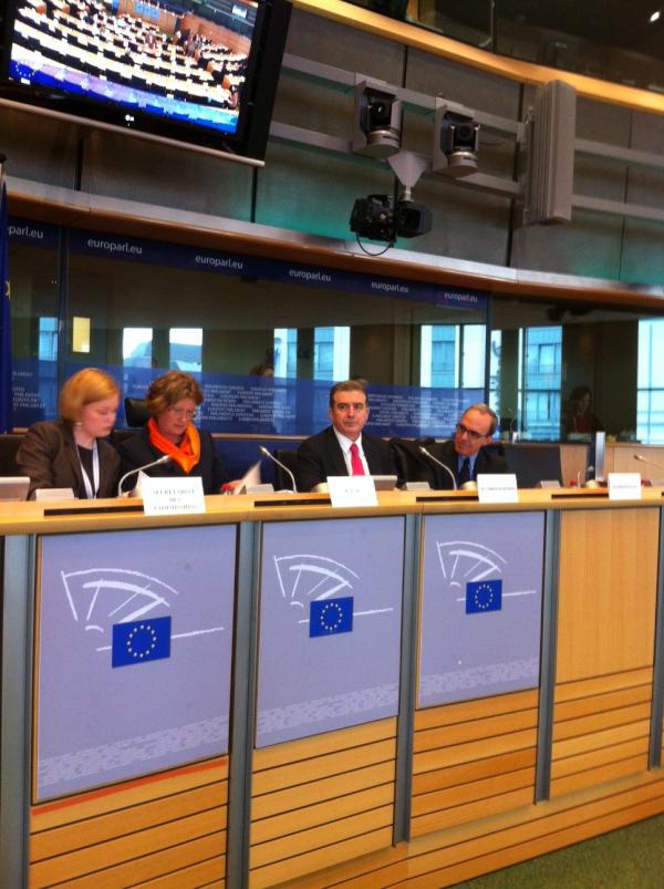 Λεφτά υπάρχουν…για την Αμυγδαλέζα