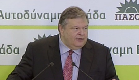 «Αποκήρυξαν» τον Τσοχατζόπουλο