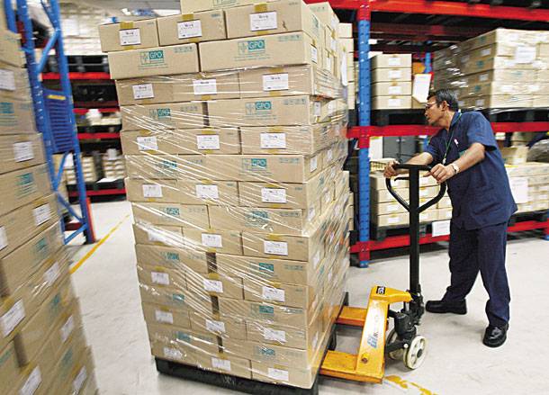 Αγωγές κατά Λοβέρδου